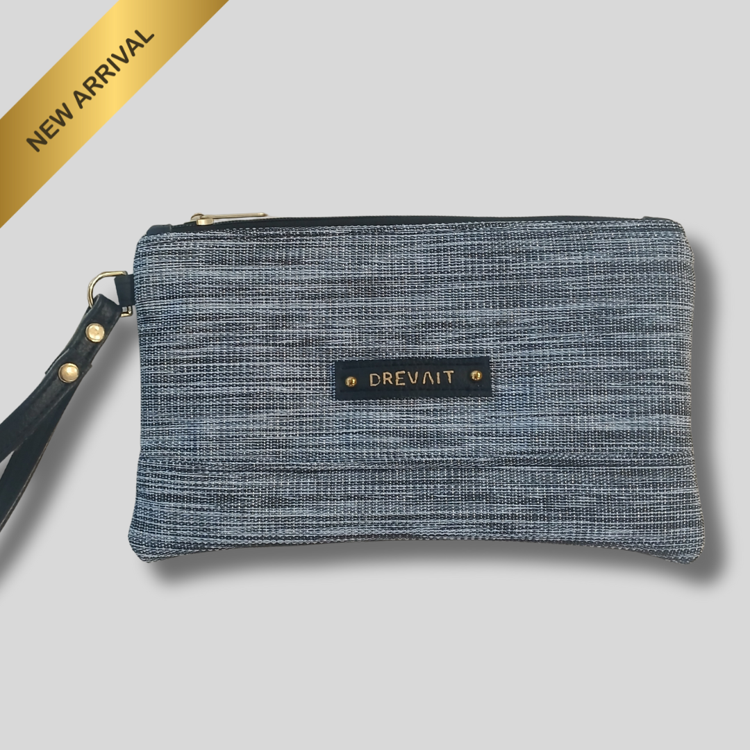 Classic Wristlet - Silvery Black