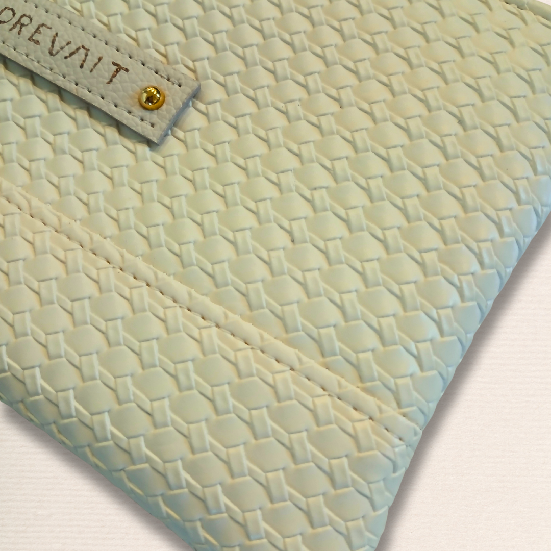 Classic Wristlet - Sugar Cane