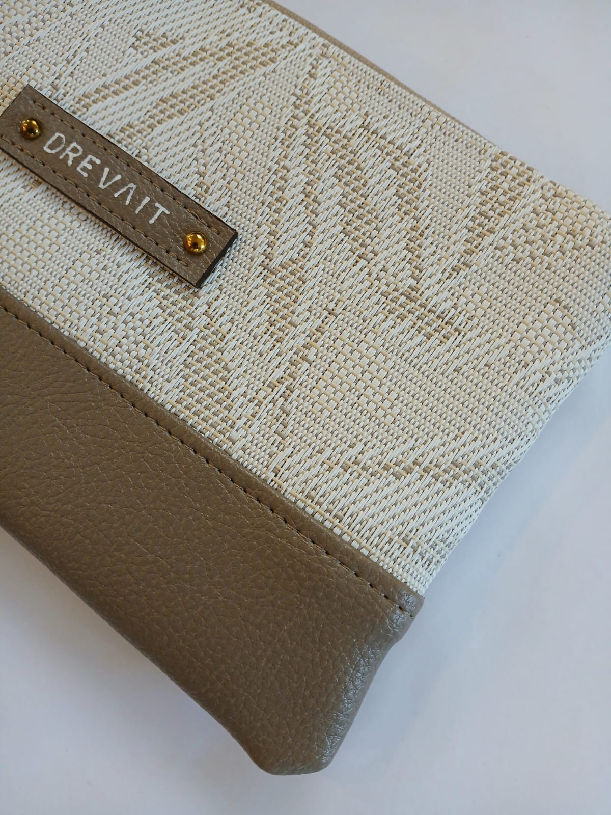 Classic Wristlet -Shaded Calm