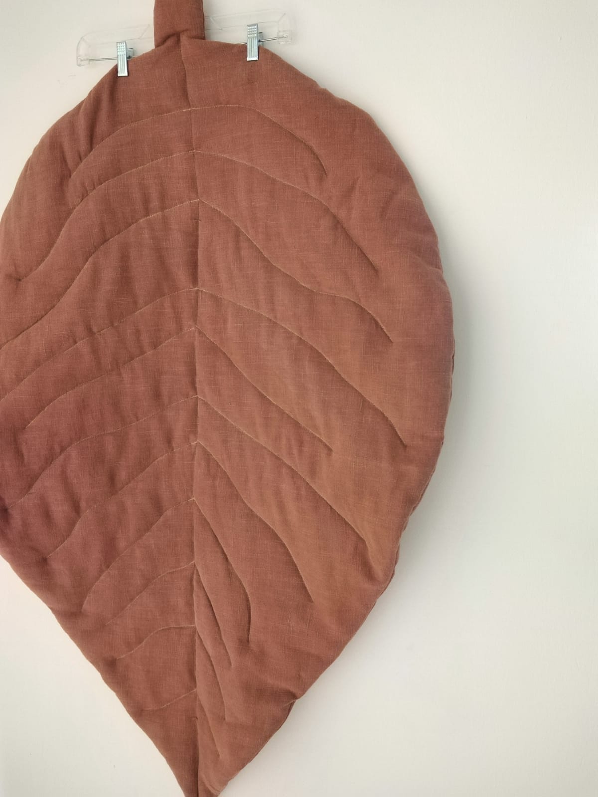 Home Decor Linen Leaf Mat - Brown